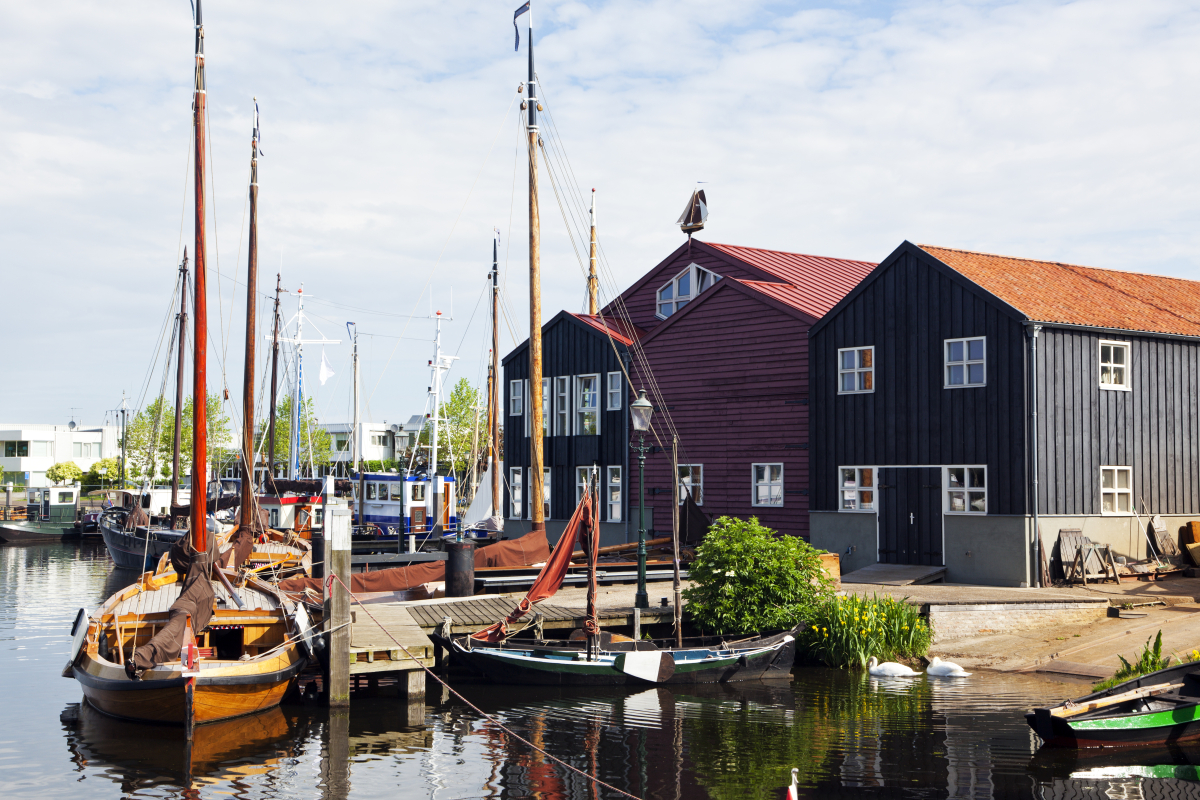 Voorbijganger vliegtuigen Pijl Motorroute Romantiek in Nederland | Motortrip Nederland | Motortours.eu