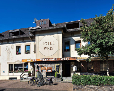 Hotel Weinhaus Weis in Leiwen